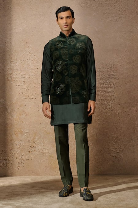 Tarun Tahiliani Pixeled Floral Pattern Waistcoat & Kurta Set 