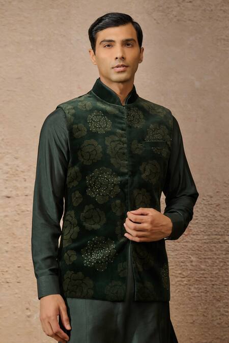 Buy_Tarun Tahiliani_Emerald Green Cotton Velvet Embellished Pixeled Pattern Waistcoat And Kurta Set _Online_at_Aza_Fashions