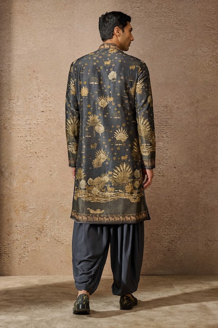 Tarun Tahiliani Pichwai Print Kurta Set 