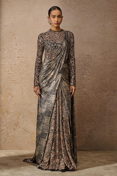 Tarun Tahiliani Embroidered Panel Concept Saree Set 