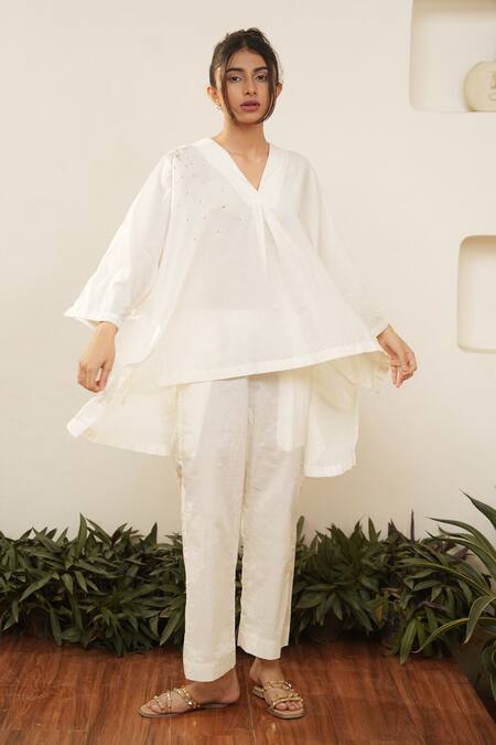 Buy_Ourdve_Beige Cotton Embroidered Thread V Neck High Low Top 