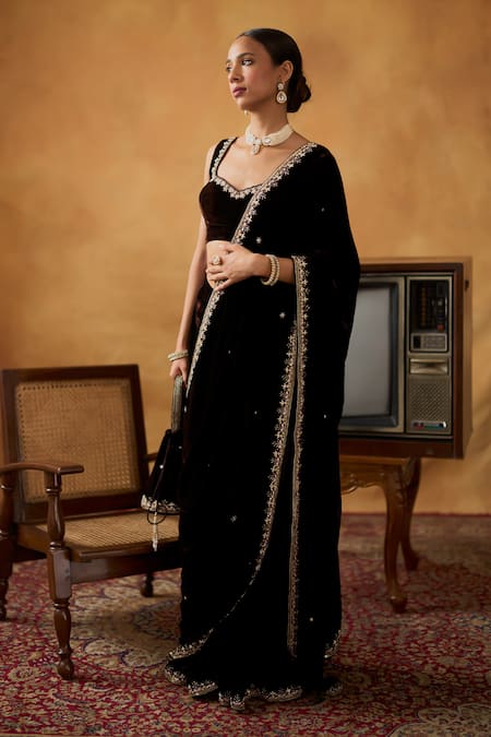 Buy_Bhawna Sethi_Brown Crepe, Velvet, Silk Embroidery, Nusrat Pre-stitched Saree With Blouse _Online_at_Aza_Fashions