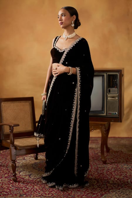 Shop_Bhawna Sethi_Brown Silk, Velvet Zari, Embroidery Scoop Neck Nusrat Saree Set With Potli _Online_at_Aza_Fashions