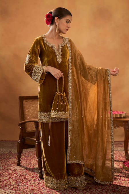 Bhawna Sethi Zainab Embroidered Kurta Palazzo Set 