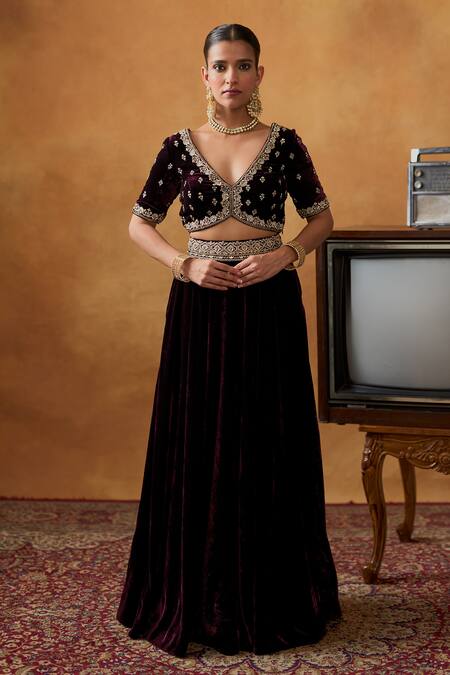 Buy_Bhawna Sethi_Purple , Satin, Velvet Mumtaz Zardozi Lehenga Set With Potli _Online_at_Aza_Fashions