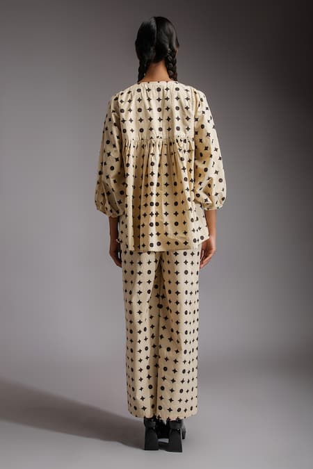 Shop JAYATI GOENKA Beige Cotton Embroidery Swing Handblock Motif Print Shirt Blouse With Trouser at Aza Fashions Shop_JAYATI GOENKA_Beige Cotton Embroidery Swing Handblock Motif Print Shirt Blouse With Trouser _at_Aza_Fashions