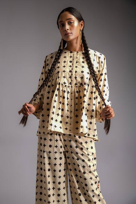 JAYATI GOENKA Beige Cotton Embroidery Swing Handblock Motif Print Shirt Blouse With Trouser at Aza Fashions JAYATI GOENKA_Beige Cotton Embroidery Swing Handblock Motif Print Shirt Blouse With Trouser _at_Aza_Fashions