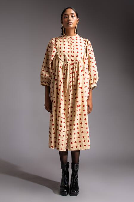 JAYATI GOENKA Red Cotton Mandarin Collar Voyage Dusk Motif Print Dress Online at Aza Fashions JAYATI GOENKA_Red Cotton Mandarin Collar Voyage Dusk Motif Print Dress _Online_at_Aza_Fashions