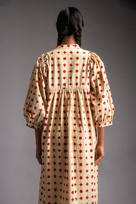 JAYATI GOENKA Red Cotton Mandarin Collar Voyage Dusk Motif Print Dress at Aza Fashions JAYATI GOENKA_Red Cotton Mandarin Collar Voyage Dusk Motif Print Dress _at_Aza_Fashions