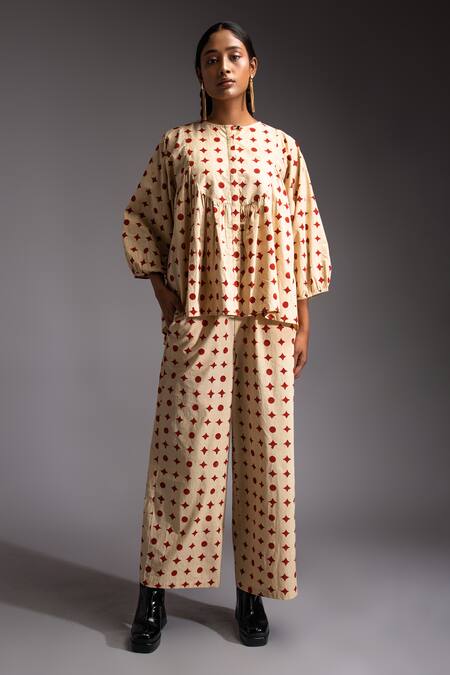 Buy_JAYATI GOENKA_Beige Cotton Embroidery Mandarin Swing Motif Print Shirt Blouse With Trouser_Online_at_Aza_Fashions