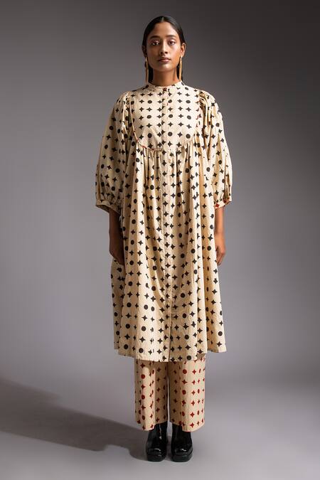 JAYATI GOENKA Black Cotton, Poplin Embroidery Mandarin Voyage Motif Print Kurta With Trouser Online at Aza Fashions JAYATI GOENKA_Black Cotton, Poplin Embroidery Mandarin Voyage Motif Print Kurta With Trouser _Online_at_Aza_Fashions