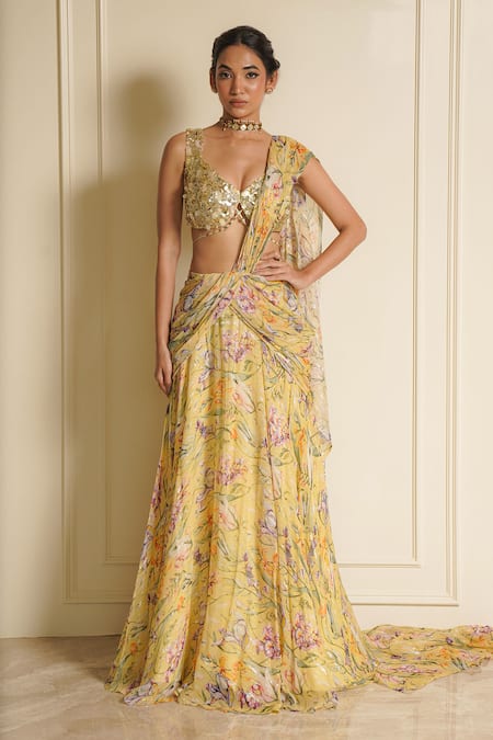 Buy_Vesture_Yellow Chiffon Sequins, Embroidery Daisy Dream Pre-draped Saree With Blouse _Online_at_Aza_Fashions