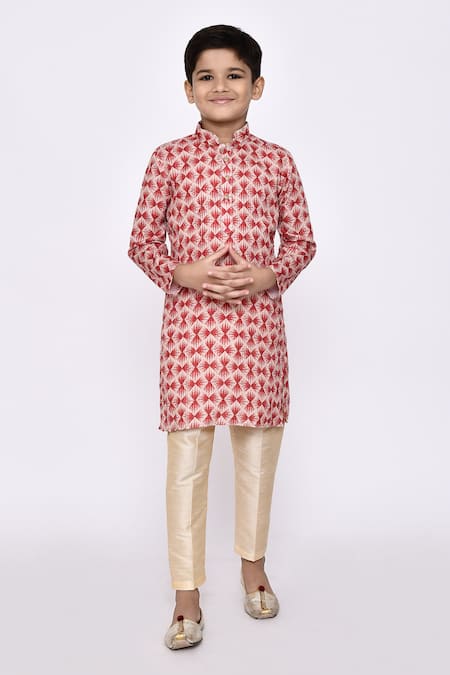 Buy_Petite Pomme_Maroon Rayon, Silk Embroidery Geometric Pattern Kurta With Pyjama _Online_at_Aza_Fashions