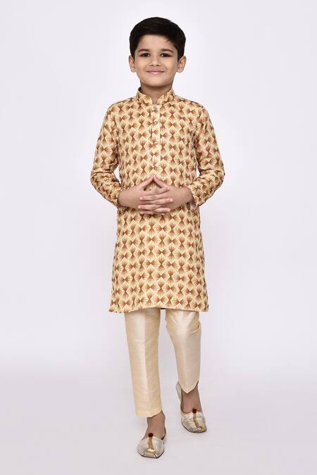 Buy_Petite Pomme_Yellow Rayon, Silk Embroidery Threadwork Kurta With Pyjama _Online_at_Aza_Fashions