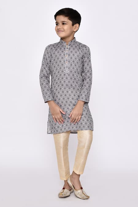 Arihant Rai Sinha Sequin Threadwork Kurta With Pyjama 