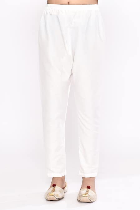 Petite Pomme_Off White Rayon, Silk Embroidery Floral Pattern Kurta With Pyjama _Online_at_Aza_Fashions