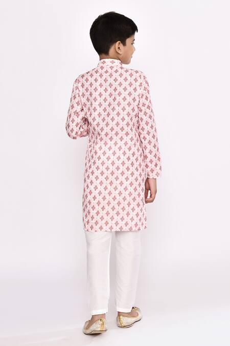 Shop_Petite Pomme_Off White Rayon, Silk Embroidery Floral Butti Pattern Kurta With Pyjama _at_Aza_Fashions