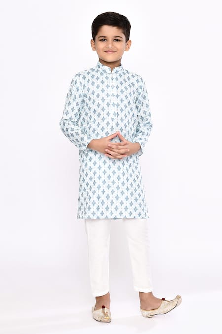 Arihant Rai Sinha Butti Pattern Kurta With Pyjama 