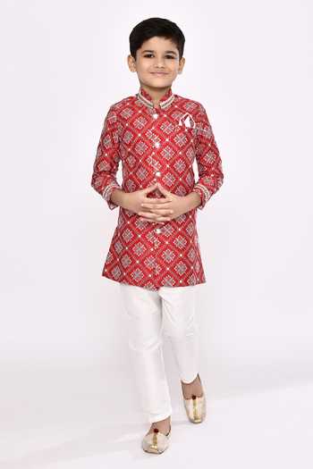 Petite Pomme Contrast Floral Embellished Sherwani With Pyjama 