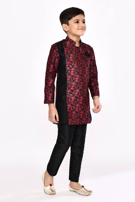 Buy_Petite Pomme_Black Brocade, Silk Embroidery Geometric Pattern Sherwani With Pyjama 