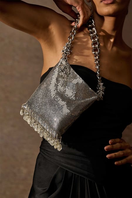 Tarun Tahiliani_Silver Tumble Beads Chainmail Sheet Graded Handle Bag _Online_at_Aza_Fashions