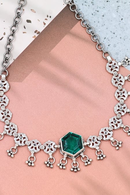 Sangeeta Boochra Regal Radiance Emerald Stone Embellished Necklace 