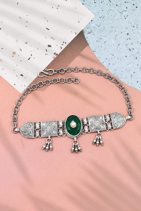 Sangeeta Boochra Green Emerald Stone Majestic Glow Embellished Choker 