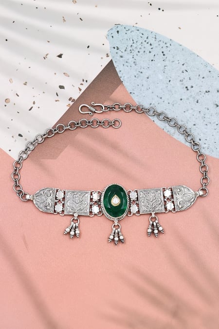 Sangeeta Boochra Green Emerald Stone Majestic Glow Embellished Choker 