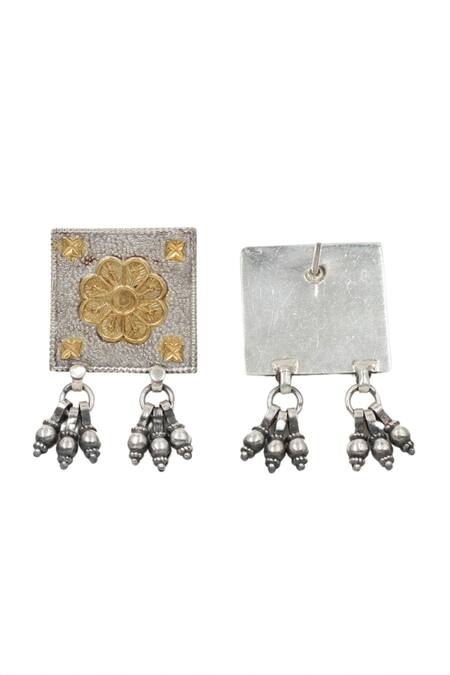 Shop_Sangeeta Boochra_Green Beads Emerald Splendour Tear Drop Carved Choker Set _Online_at_Aza_Fashions