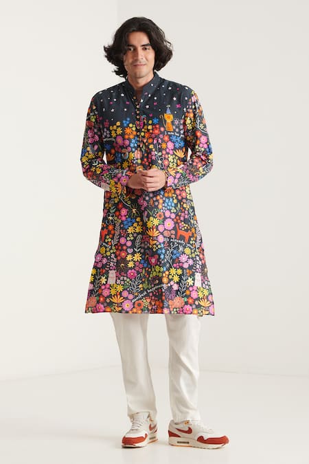 Blushing Couture by shafali Floral Print Straight Kurta & Pyjama Set 