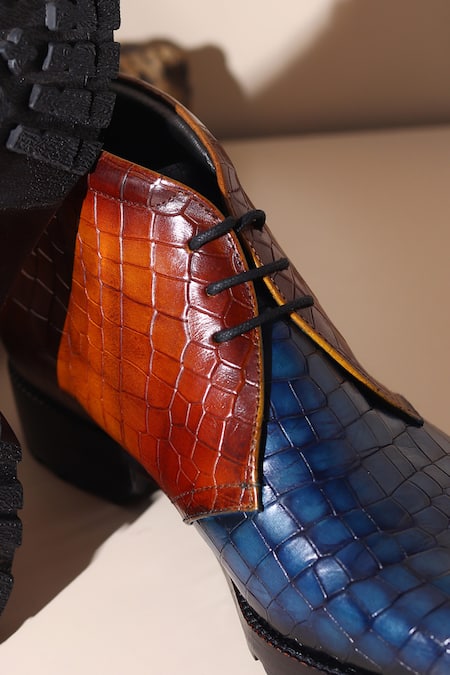 Fellmonger Color Block Textured Chukka Boots 
