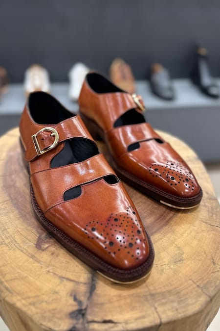 Buy_Fellmonger_Brown Mirror Glossed Patina Medallion Sandals _Online_at_Aza_Fashions