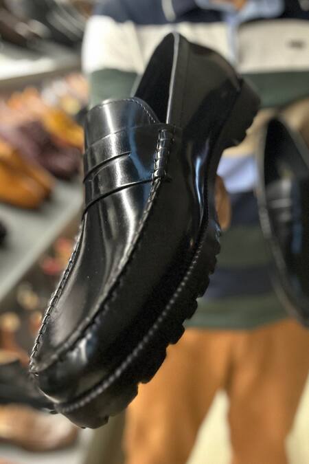 Fellmonger_Black Plain Leather Moccasins Loafers _Online_at_Aza_Fashions