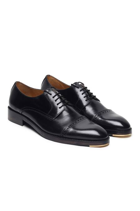Fellmonger_Black Plain Leather Semi Brogue Captoe Derby _Online_at_Aza_Fashions