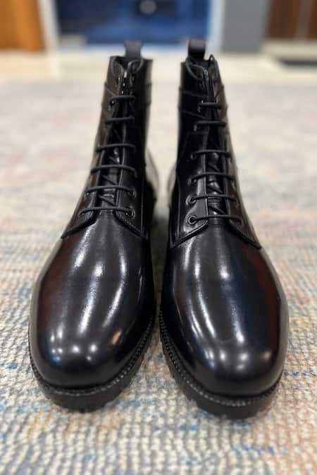 Fellmonger Black Plain Leather Boots Online at Aza Fashions Fellmonger_Black Plain Leather Boots _Online_at_Aza_Fashions