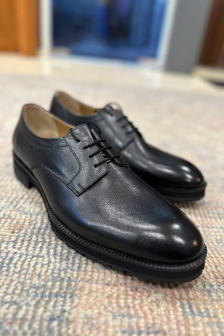 Fellmonger_Black Textured Leather Derby Shoes _at_Aza_Fashions