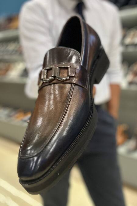 Buy_Fellmonger_Blue Embellished Leather Buckle Ombre Loafers 