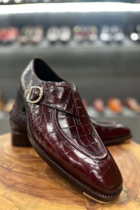 Fellmonger_Burgundy Croco Textured Pattern Single Monk Strap _Online_at_Aza_Fashions