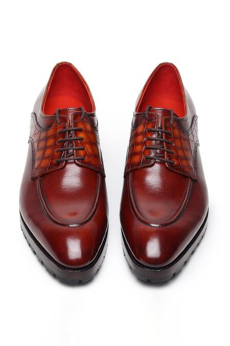 Shop_Fellmonger_Brown Croco Textured Pattern Derby Shoes 