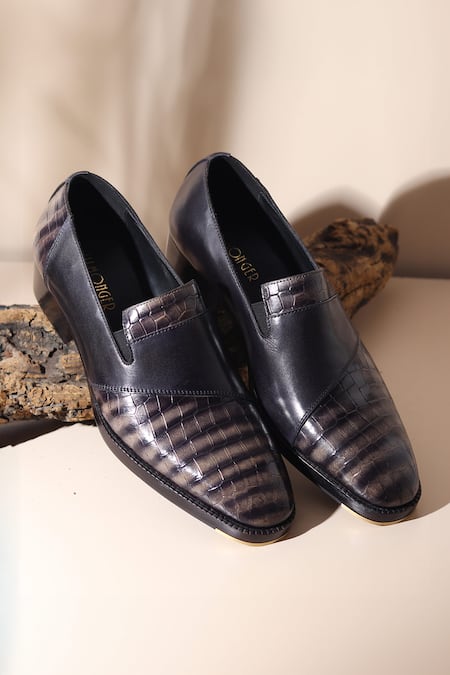 FELLMONGER Croco Textured Pattern Loafers 