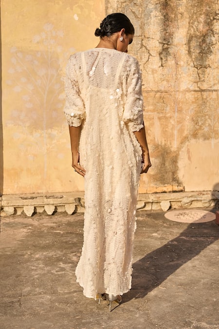 Dash And Dot Paillette Sequin Embellished Kaftan With Inner 