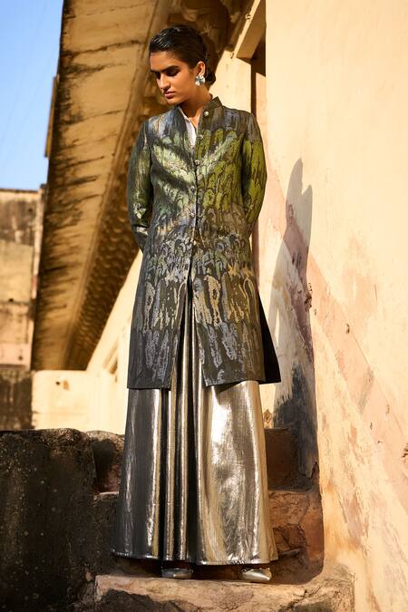 Dash And Dot_Grey Polyester Bandeau Neck Ombre Pattern Long Brocade Jacket _at_Aza_Fashions