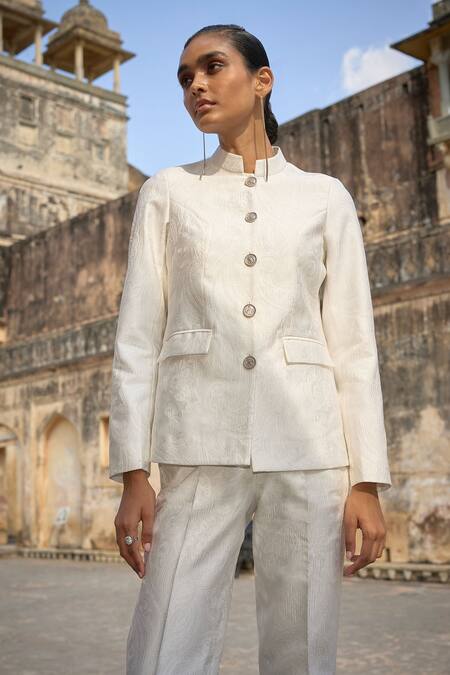 Dash And Dot Ivory Polyester Embroidery Bandeau Neck Jacquard Floral Pattern Jacket With Pant Online at Aza Fashions Dash And Dot_Ivory Polyester Embroidery Bandeau Neck Jacquard Floral Pattern Jacket With Pant _Online_at_Aza_Fashions