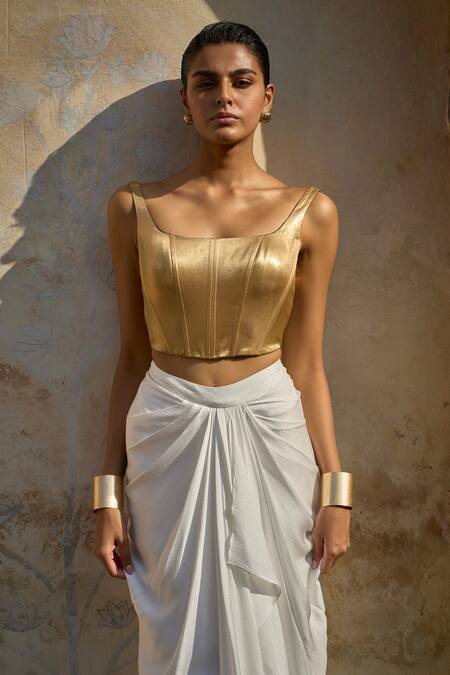 Buy_Dash And Dot_Gold Polyester Square Neck Structured Corset With Skirt 
