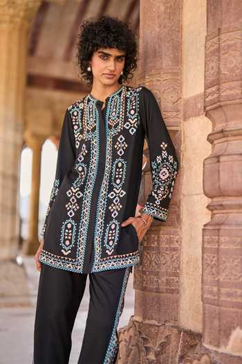 Shop_Dash And Dot_Black Viscose Zari Bandeau Neck Embroidered Shirt Tunic And Pant Set 