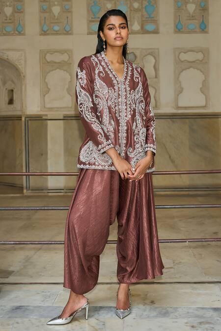Dash And Dot Brown Polyester, Tencel Embroidery V-neck Paisley Thread Short Kurta at Aza Fashions Dash And Dot_Brown Polyester, Tencel Embroidery V-neck Paisley Thread Short Kurta _at_Aza_Fashions