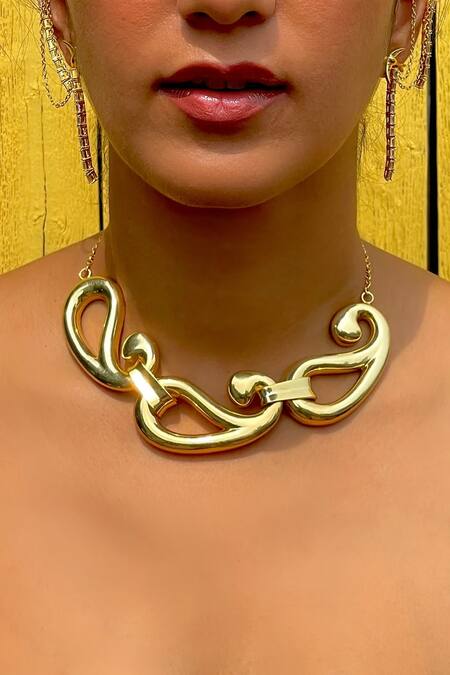 Shop_MAALICIOUS JEWELRY_Gold Plated Paisley Ornamented Choker _Online_at_Aza_Fashions