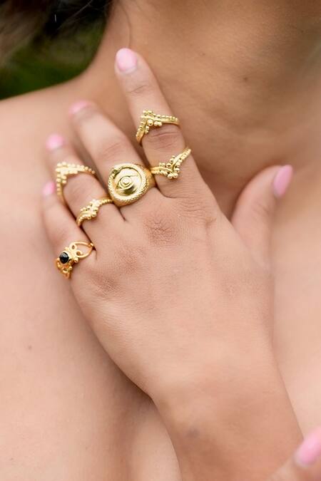 MAALICIOUS JEWELRY_Black Stones Panther Filigree Ring _Online_at_Aza_Fashions