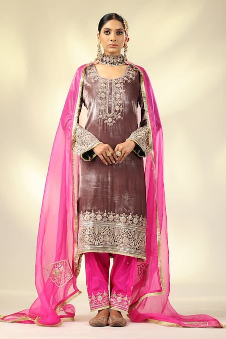 Shivani Sabharwal Zari Embroidered Kurta Salwar Set 