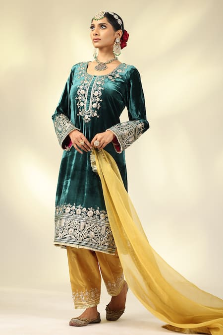 Shop_Shivani Sabharwal_Emerald Green , Satin, Crepe, Organza Embroidered Kurta Salwar Set _Online_at_Aza_Fashions